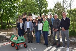Re-Zertifizierung der Naturpark-Schule in Lichtenau mit Entdeckermobil