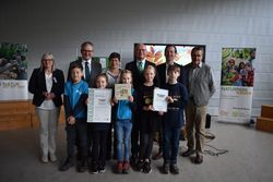 Zertifizierung der Naturpark-Schule Benhausen-Neuenbeken