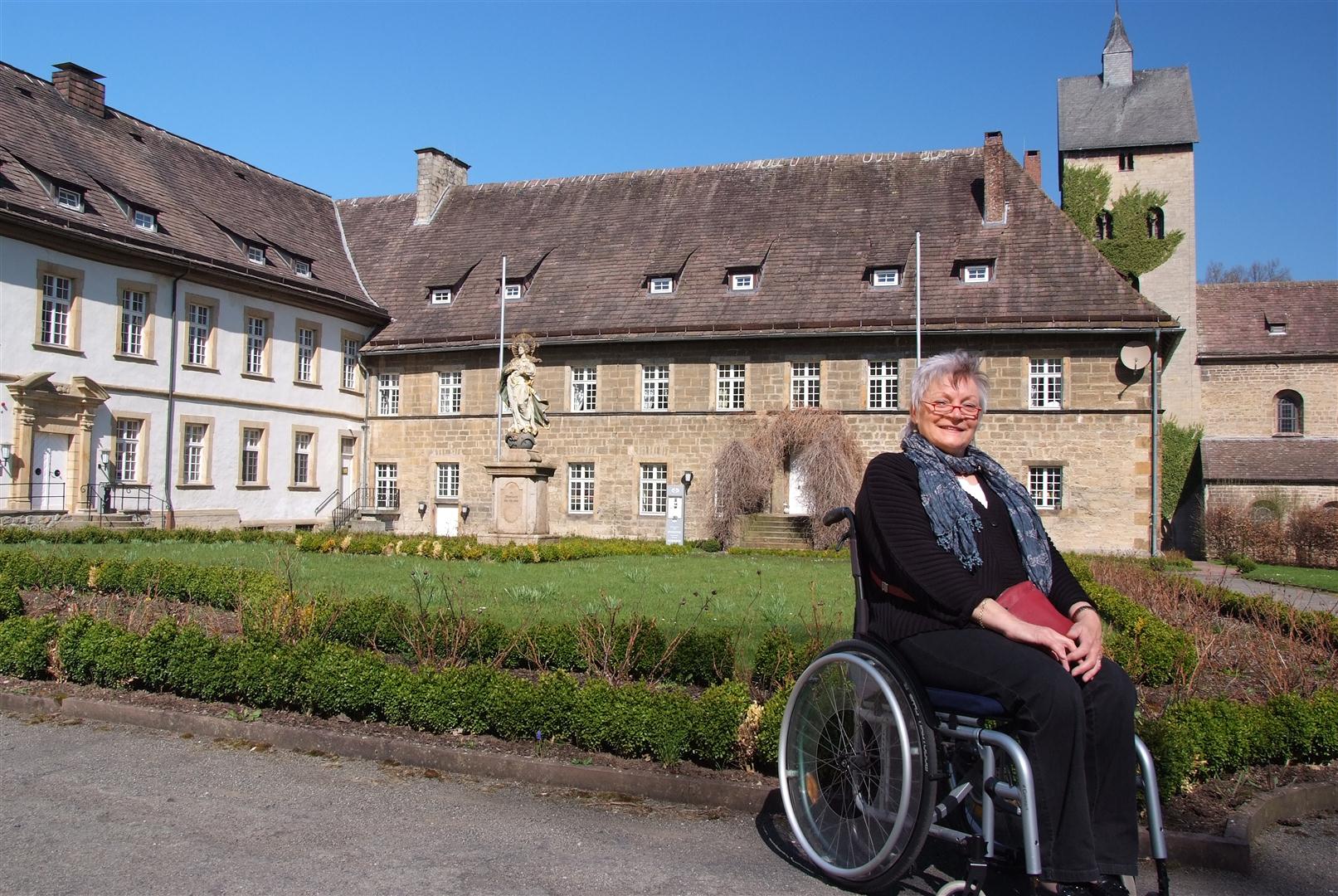 Naturparkbotschafterin Paare zu Besuch am Schloss Gehrden