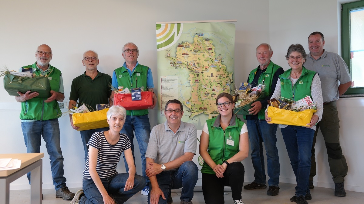 Gruppenfoto vom neuen Naturparkführer-Vorstand ©Naturpark