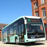 E-Bus_Bahnhof_komprimiert